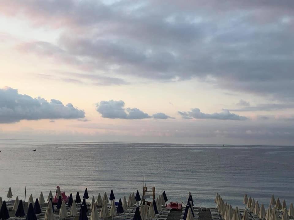 Maresuite Albissola Marina Exteriér fotografie